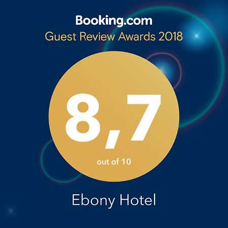 Ebony Hotel Уарас Екстер'єр фото